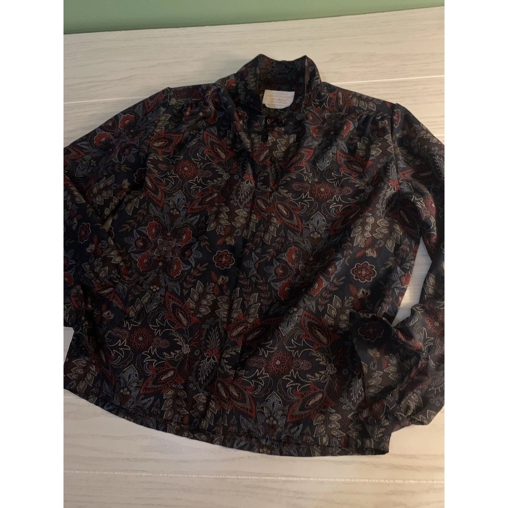 Country Sophisticates Women's Medium Black Long Sleeves‎ Paisley